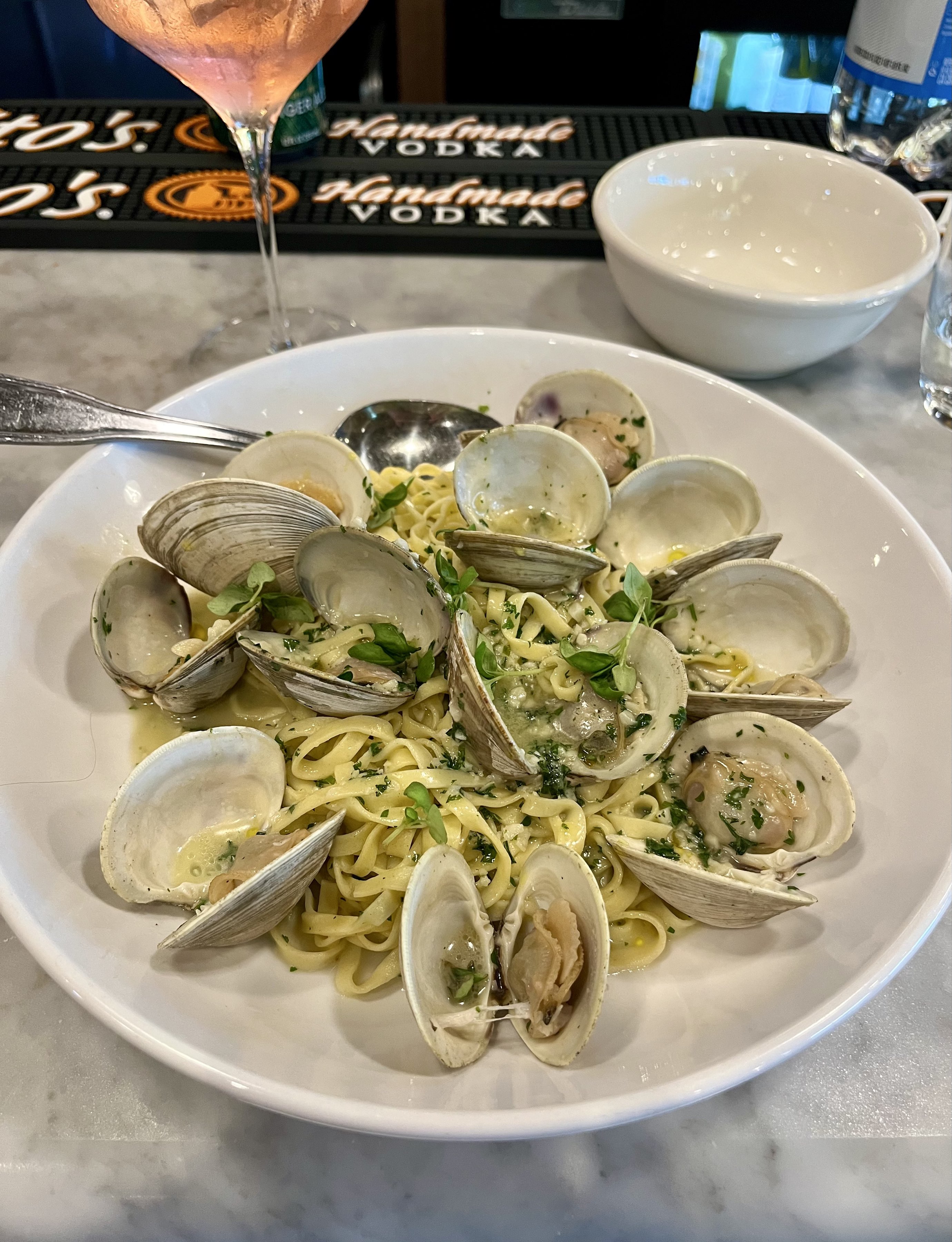 Clams Blanco