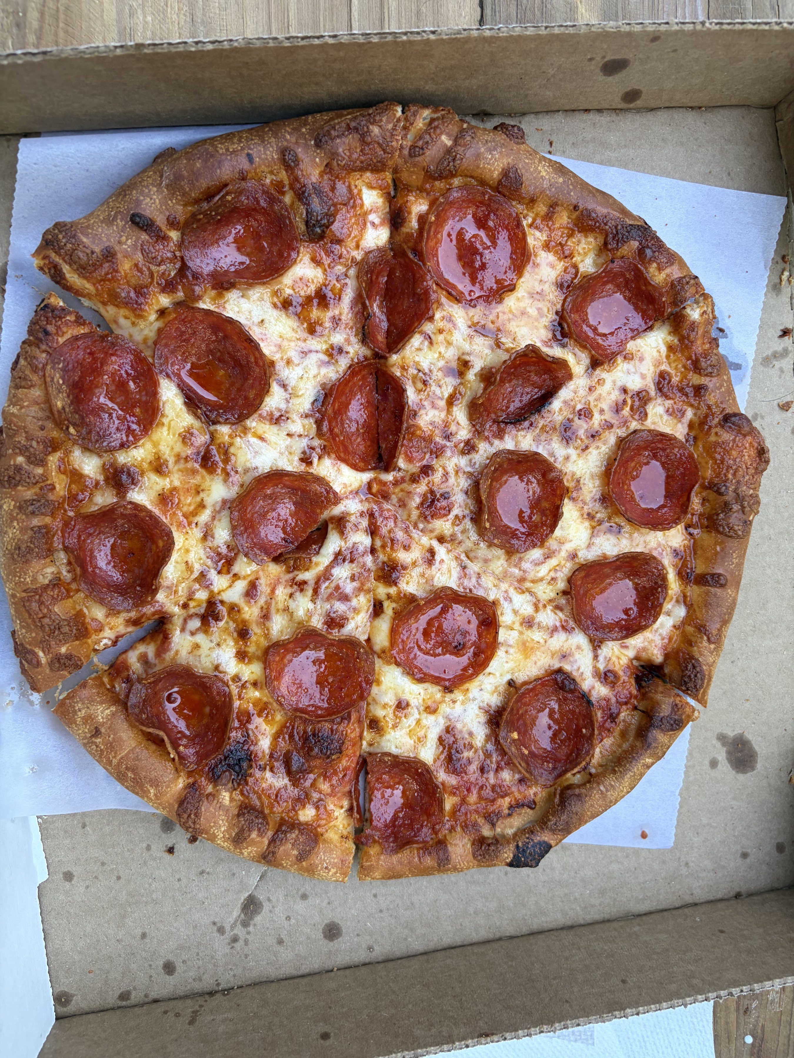 Pepperoni Pizza (Greek)