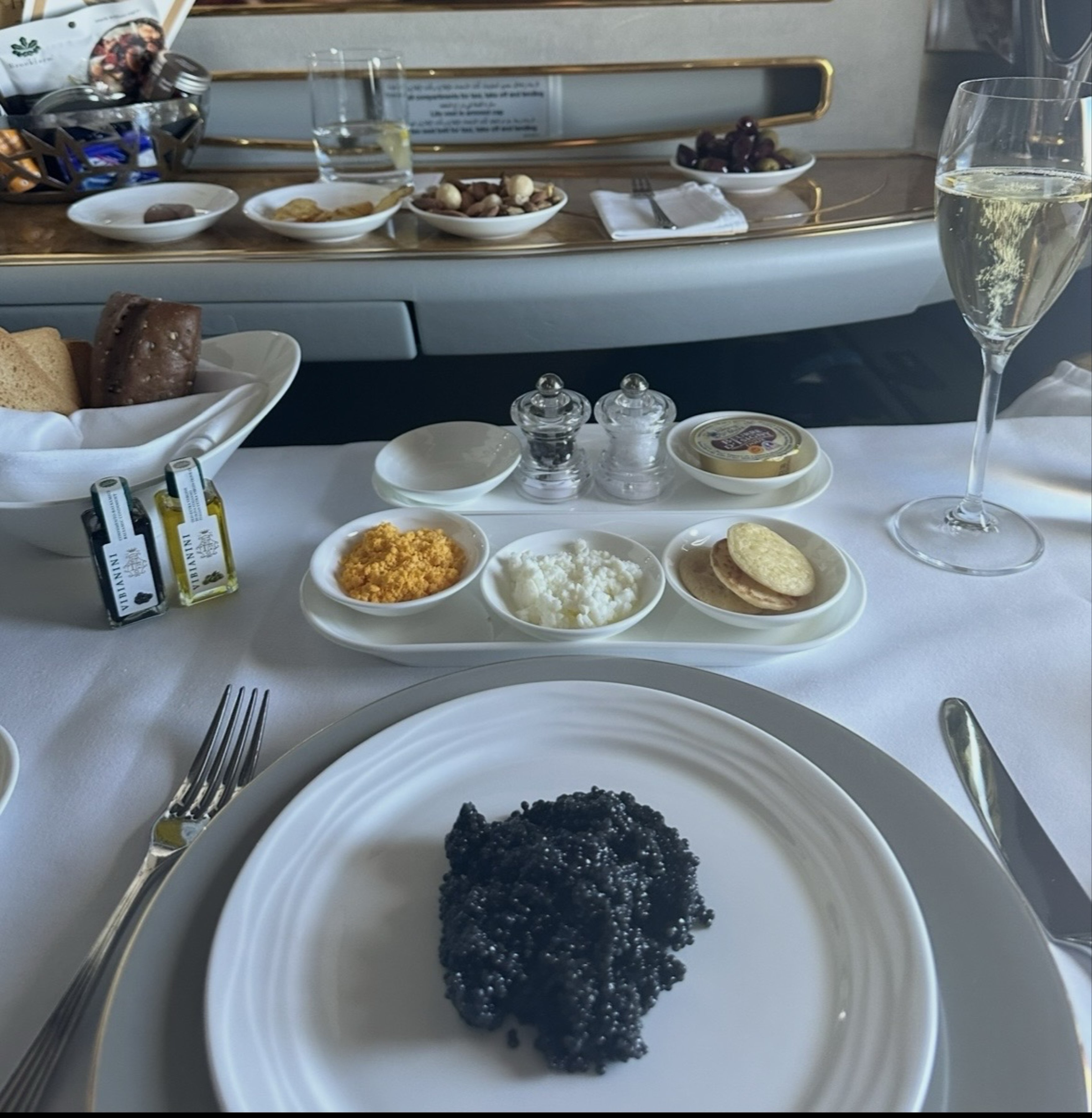 Giga Caviar Pile & Blinis