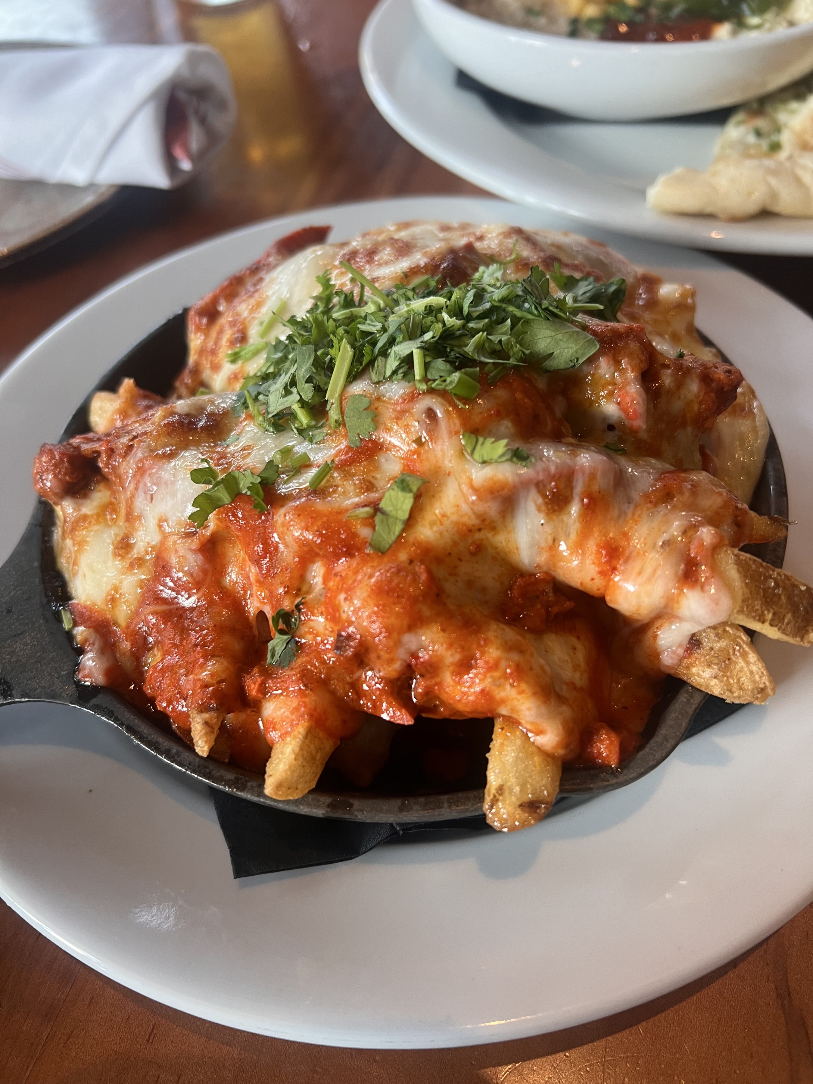 tandoori chicken poutine