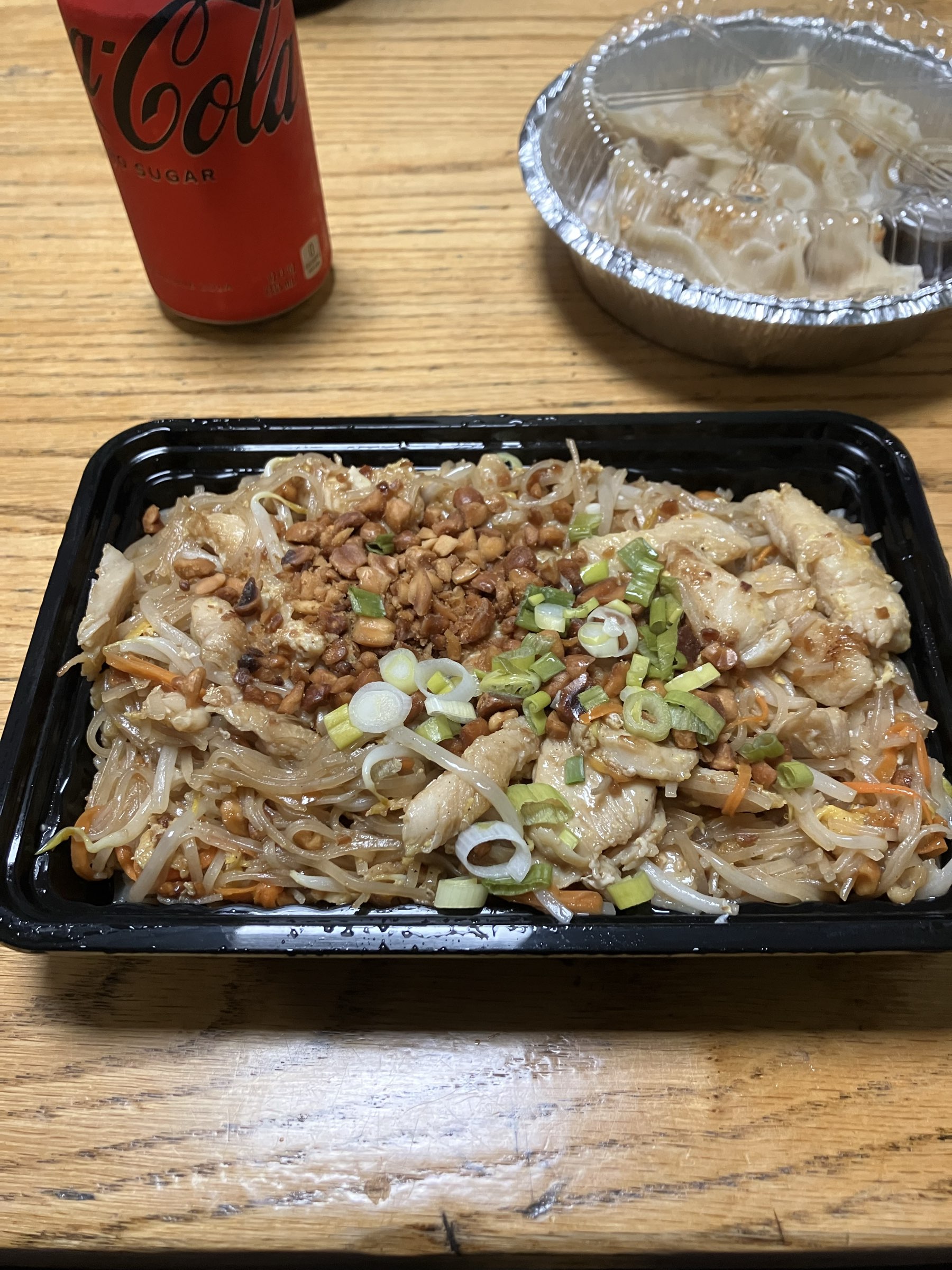 Chicken Pad Thai at Mango 2